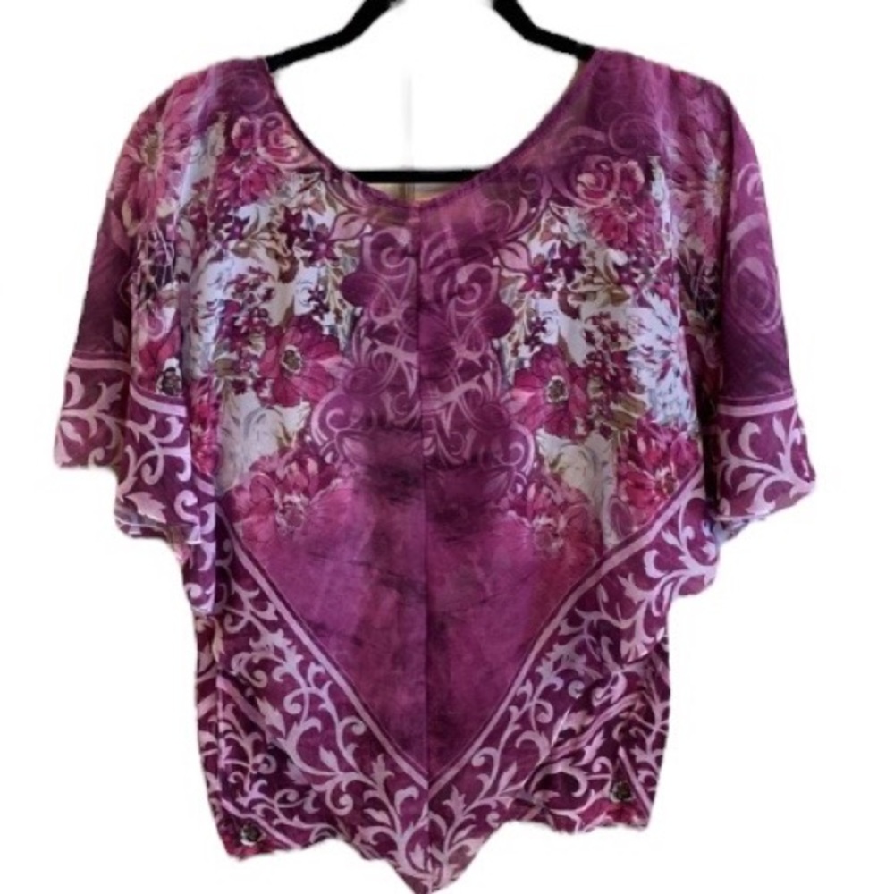 Dressbarn flowy top.  Purple hues and white.  Size  1X.